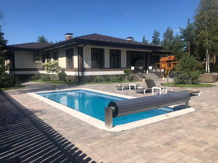 Дом 252 м² на участке 20 сот.