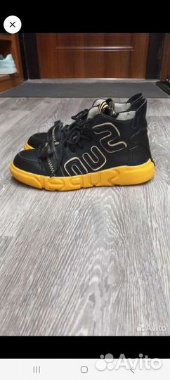 Крутые кроссовки