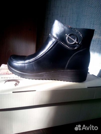 Продам обувь р.37-38