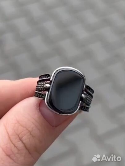 Серебряное кольцо