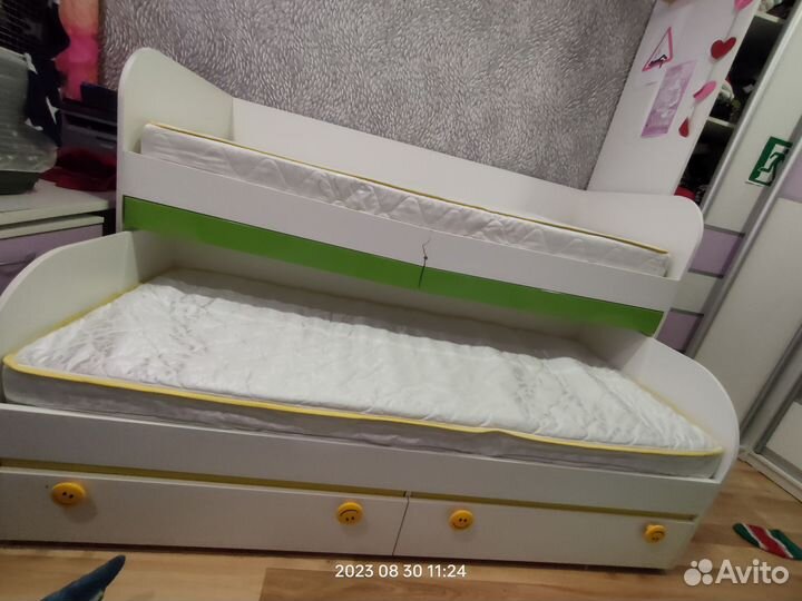 Детская кровать двухъярусная