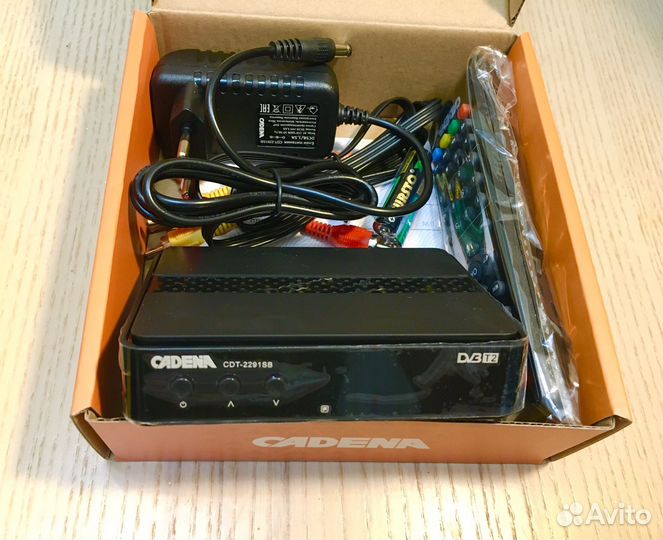 Тв Приставка cadena CDT-2291SB