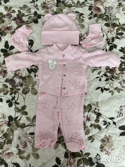 Комплект на выписку для девочки весна-лето