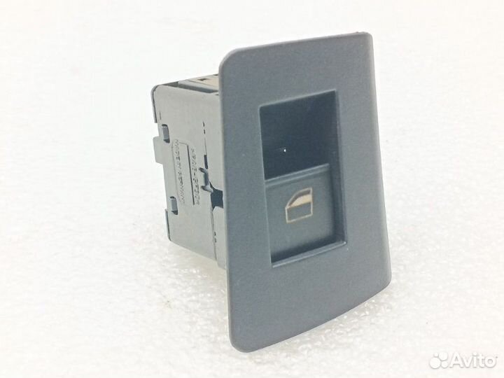 Кнопка стеклоподъемника задняя левая Bmw X5 E53