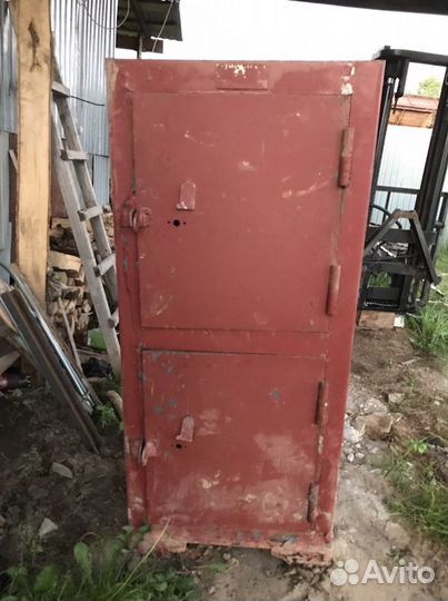 Сейф Шкаф металлический