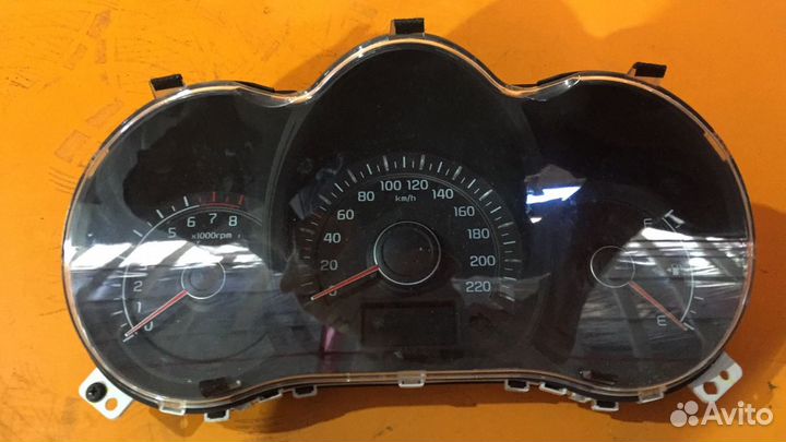 Щиток приборов на Kia Rio 3