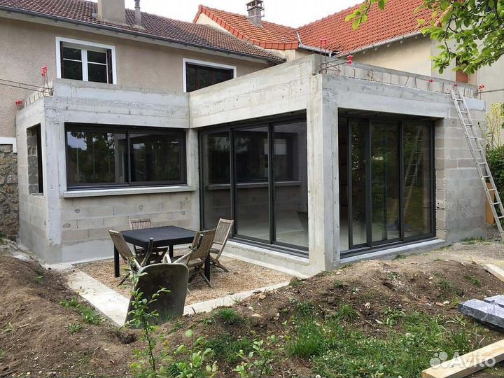 Остекление частных домов под ключ