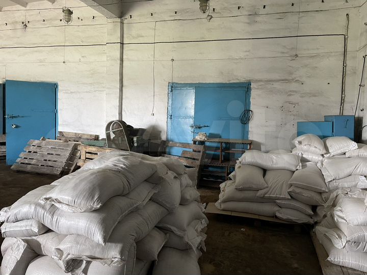 Овощехранилище 900 м²