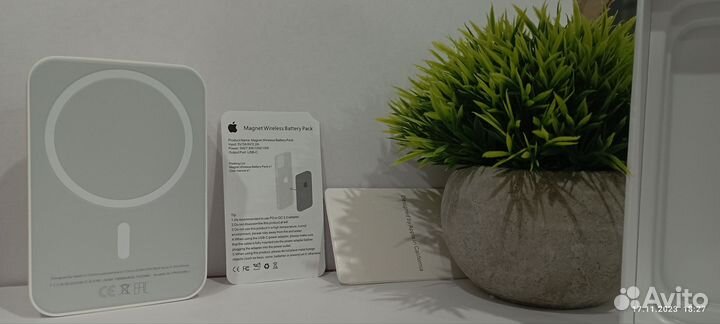 Внешний акумулятор Apple