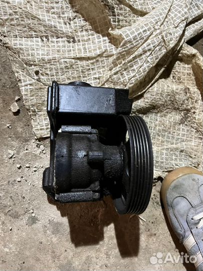 Рулевая рейка Насос гур на пежо 206