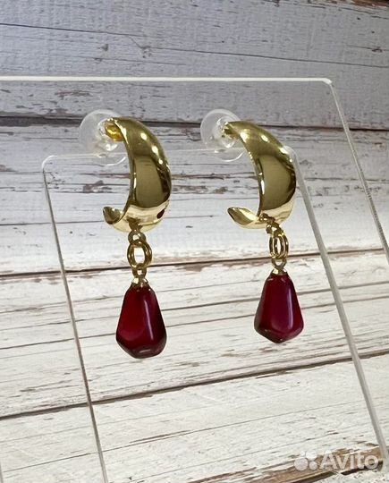 Серьги гвоздики гранаты