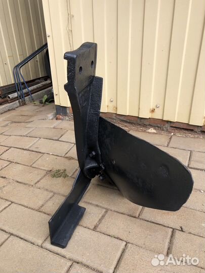 Конный плуг