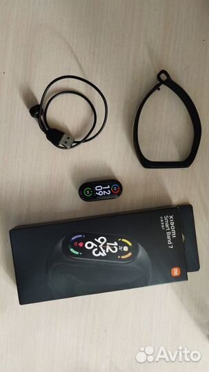 Фитнес-браслет Xiaomi Mi Band 7