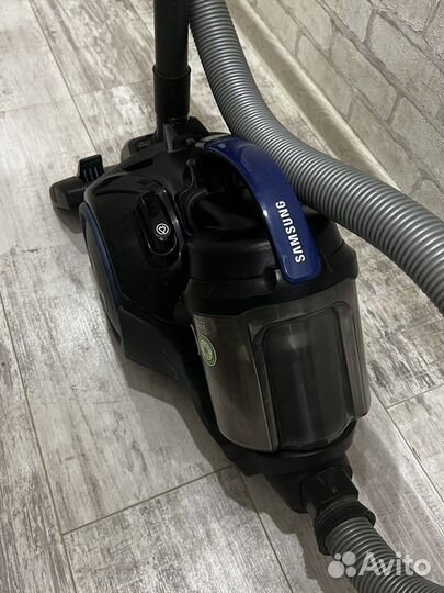 Пылесос б/у Samsung