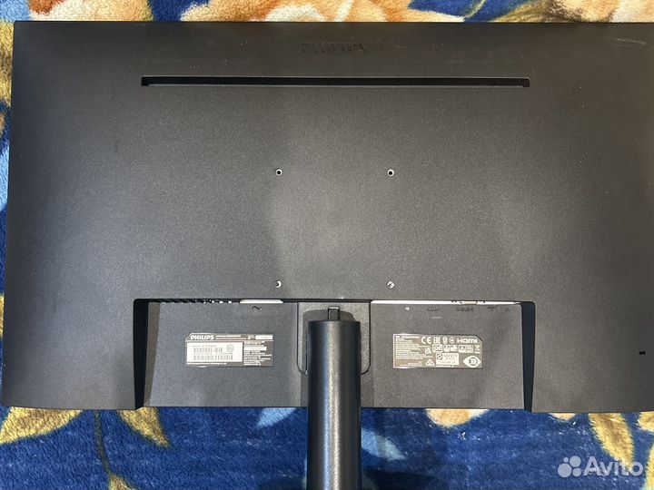 Монитор Philips 272V8