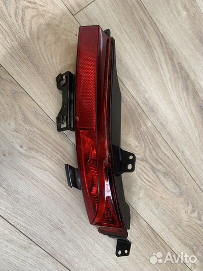 Фонарь противотуманный Land Rover Discovery Sport