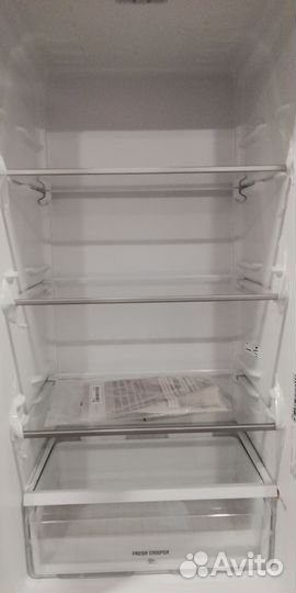 Холодильник Hotpoint-Ariston HMD 520 W