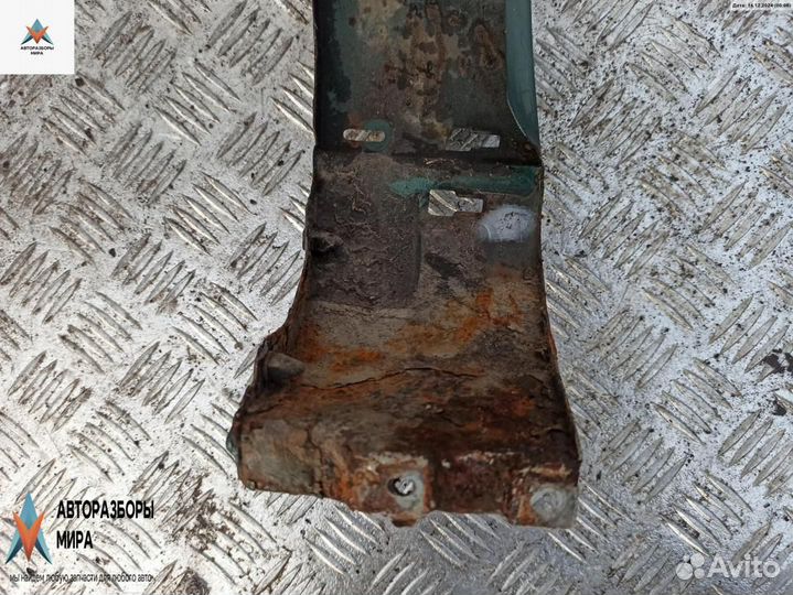 Крыло переднее правое Audi A4 B5 1997