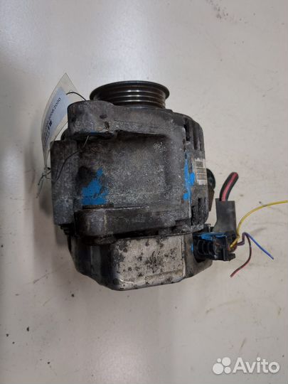 Генератор Toyota Yaris, 2000