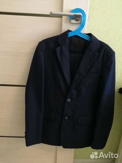 Школьный костюм