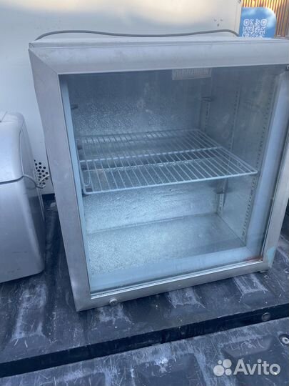 Морозильная витрина