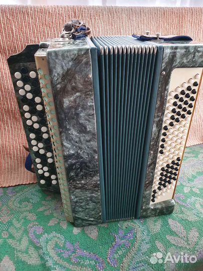 Баян фабрика 