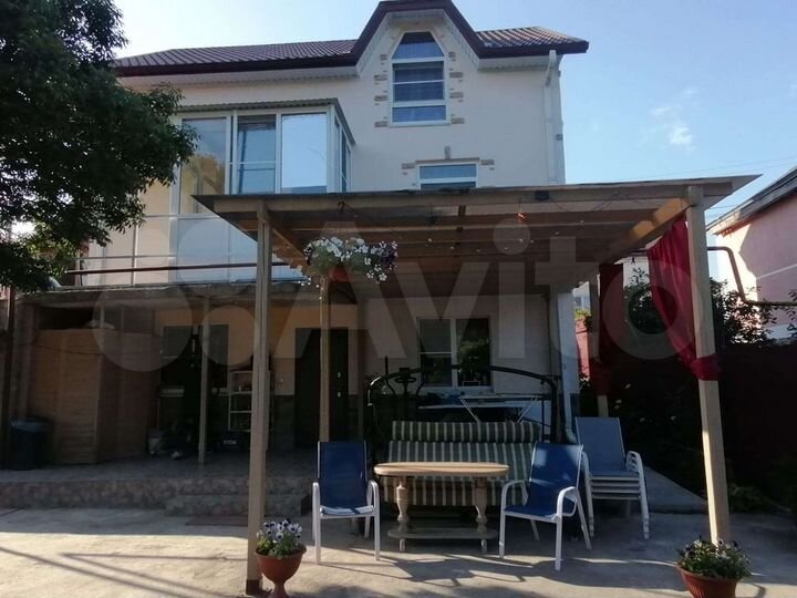 Дом 177,7 м² на участке 5 сот.