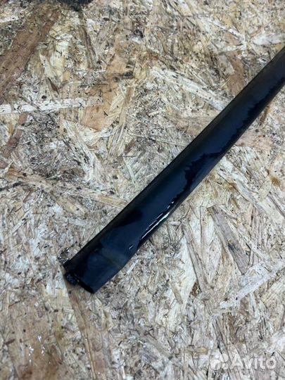 Резинка кузова Opel Corsa D 1.4 2007