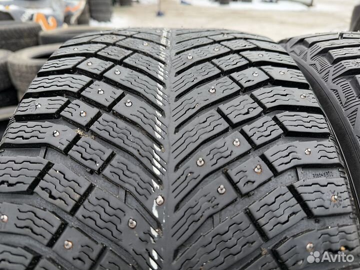 Michelin X-Ice North 4 275/40 R19 105H