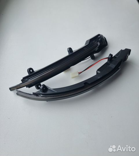 Бегающие поворотники audi Q5 2008-2017, q7 4l