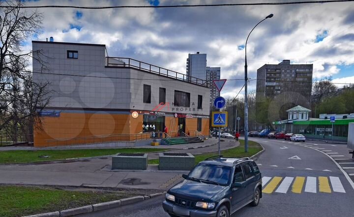 Сдам торговое помещение, 904 м²