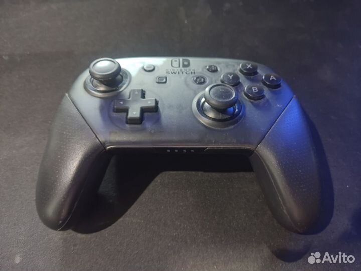 Nintendo Switch Pro Controller