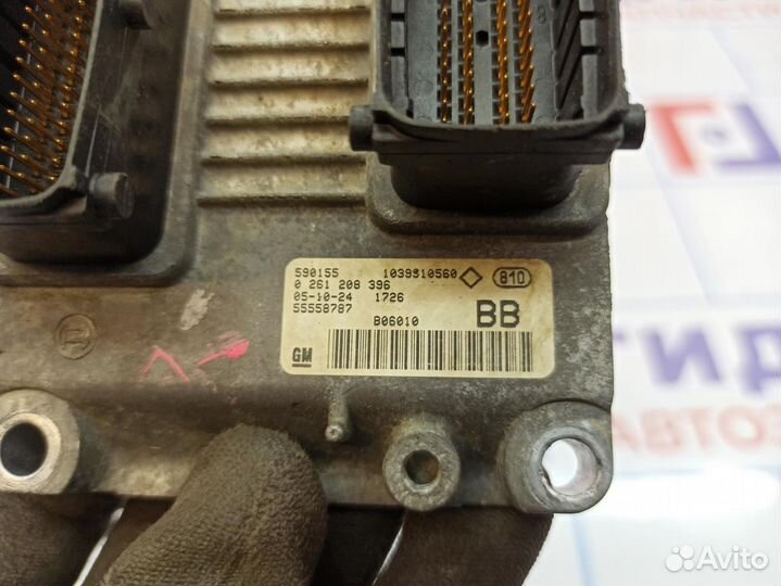 Блок управления двигателем Opel Astra H 55558787