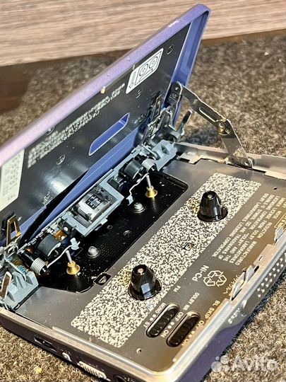 Sony walkman wm-fx811 Japan