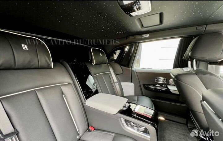 Звездное небо в автомобили Кадиллак