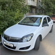 Opel Astra 1.6 MT, 2011, 191 000 км, с пробегом, цена 900 000 руб.