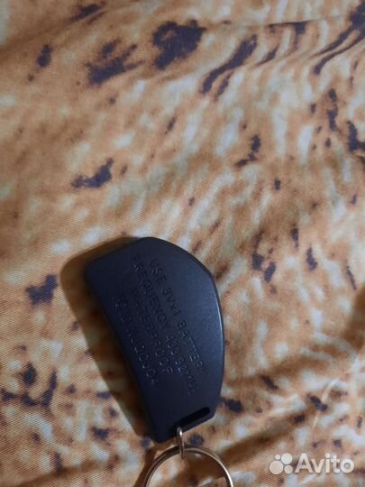 Брелок tomahawk x5