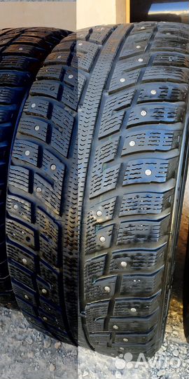 Kumho I'Zen KW22 215/55 R16 97T