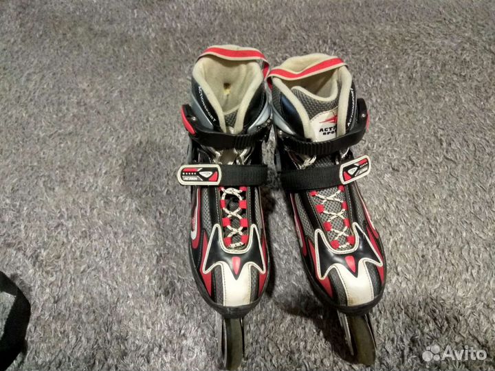 Роликовые коньки