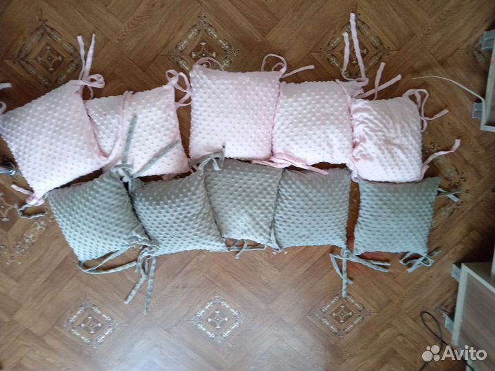 Бортики в детскую кроватку