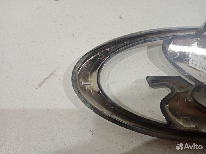 Эмблема передняя LADA Vesta 2015