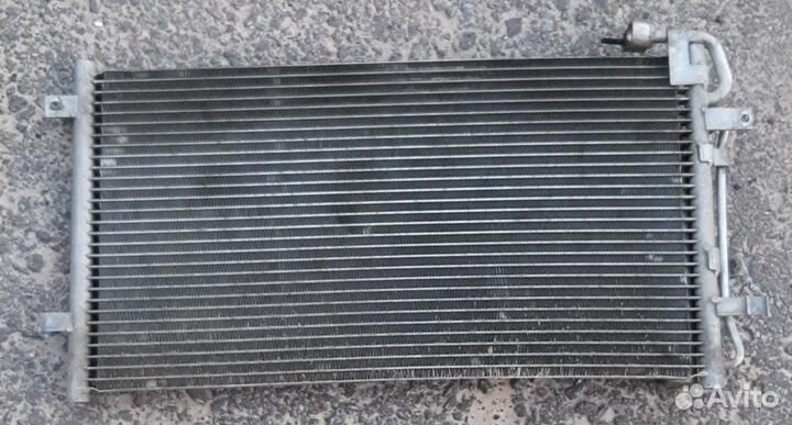 Радиатор кондеционера приора halla