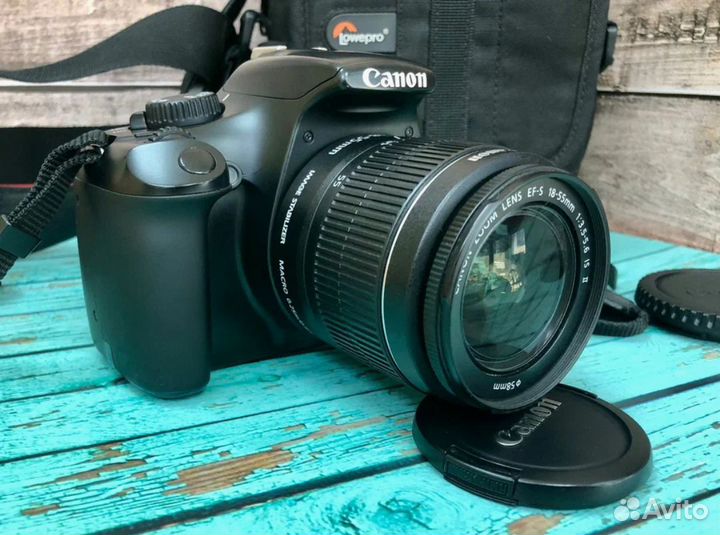 Фотоаппарат Canon EOS 1100D Kit EF-S 18-55mm