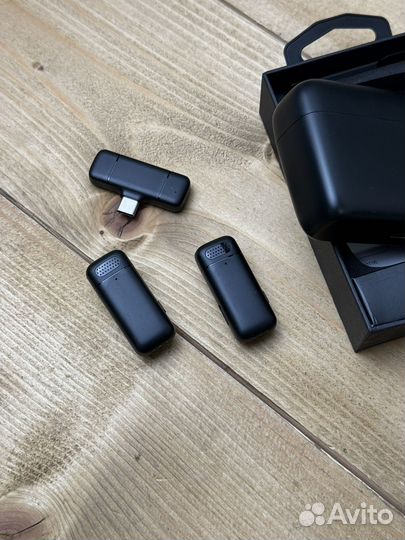 Микрофон петличный беспроводной для смартфона