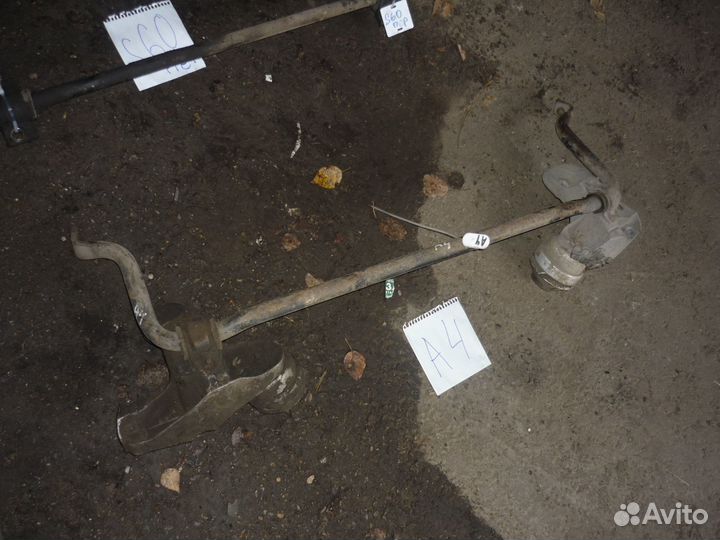 Поперечный стабилизатор передний Ауди А4 Б5