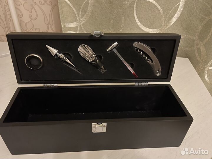 Подарочная коробка для бутылки