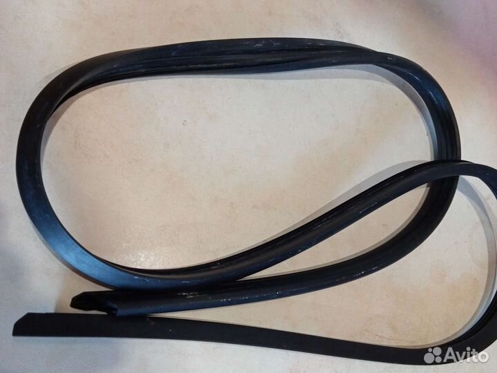 Уплотнитель двери посудомоечной машины 272603