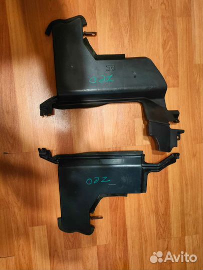 Дефлектор радиатора Nissan Leaf ZEO 2012г