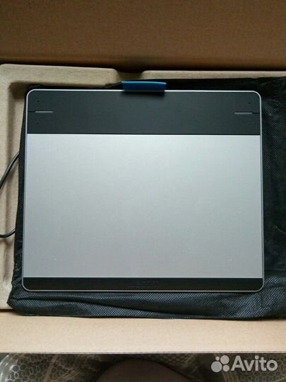 Графический планшет Wacom intuos pen&touch small