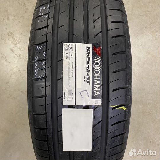 Yokohama BluEarth-GT AE-51 235/45 R18 94W